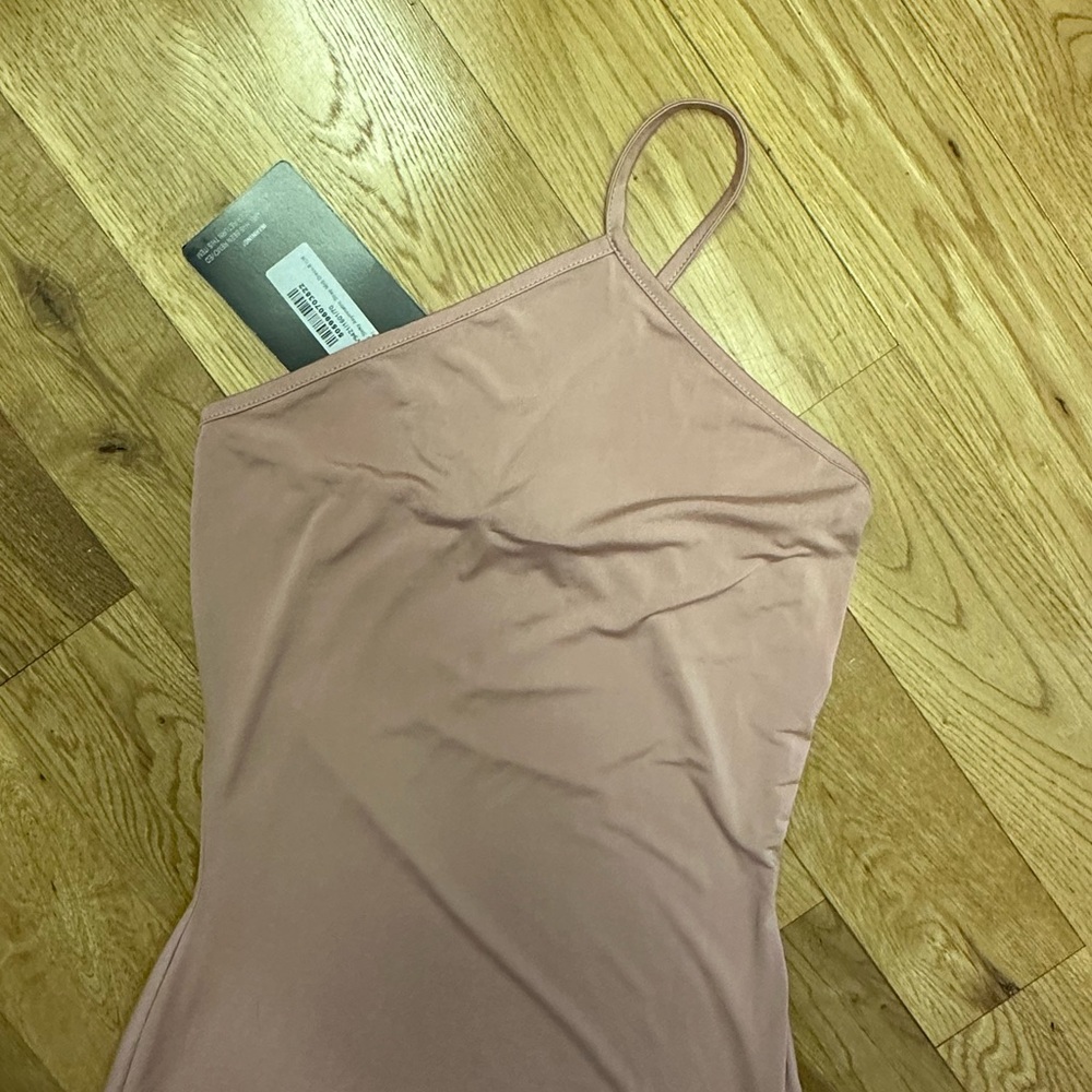 PrettyLittleThing Blush One-Shoulder Dress - Picture 3 of 5